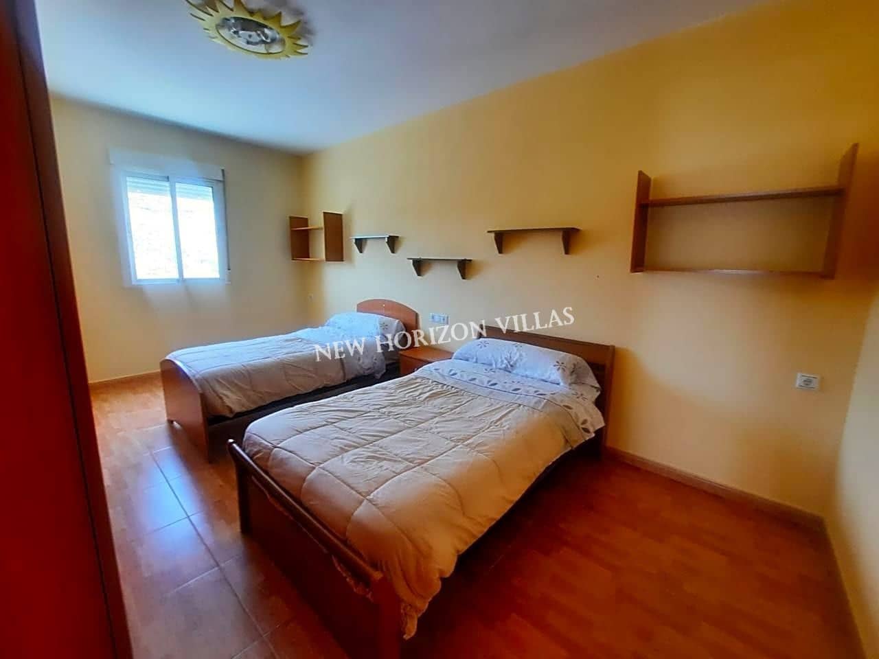 4 quarto Apartamento para arrendar em Taberno - 600 € (Ref: 7430765)