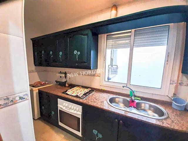 3 bedroom Flat for rent in Garrucha - € 600 (Ref: 7442184)