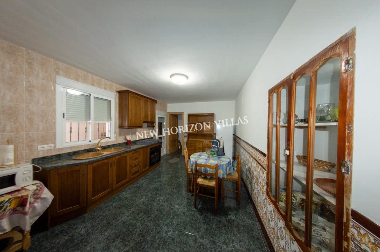 7 soveværelse Villa til salg i Arboleas - € 135.000 (Ref: 7442186)