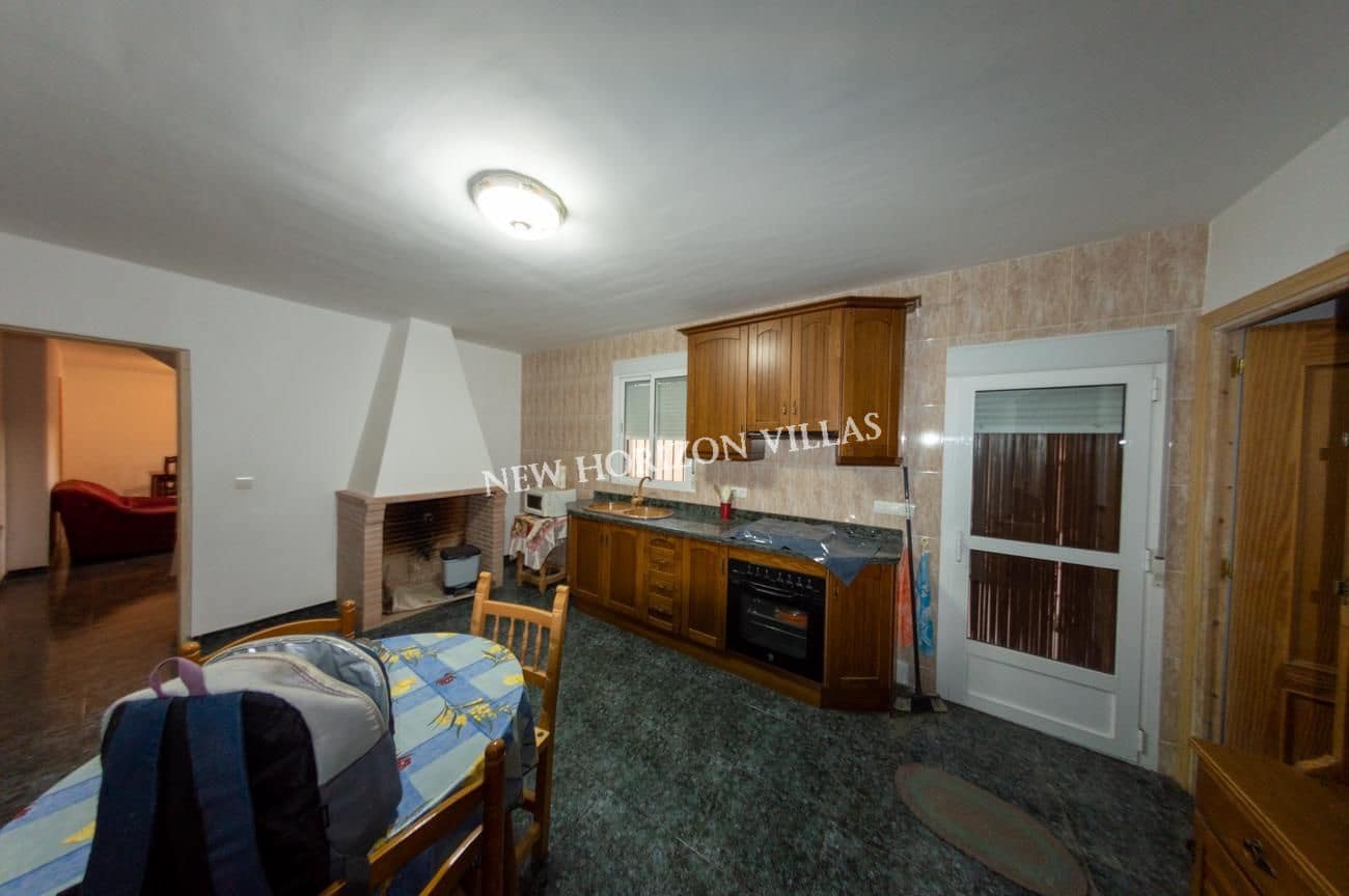 7 soveværelse Villa til salg i Arboleas - € 135.000 (Ref: 7442186)