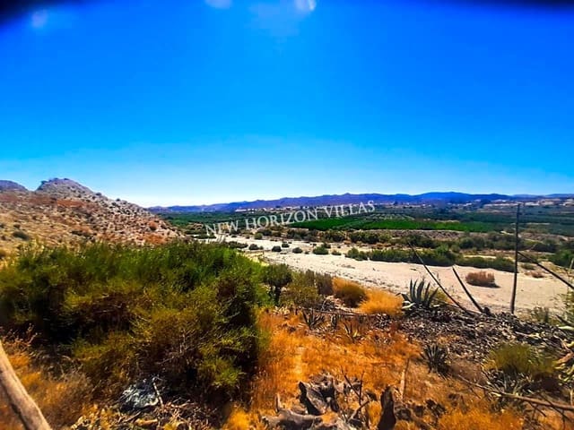 10 soveværelse Finca/Landehus til salg i Arboleas - € 50.000 (Ref: 7516748)