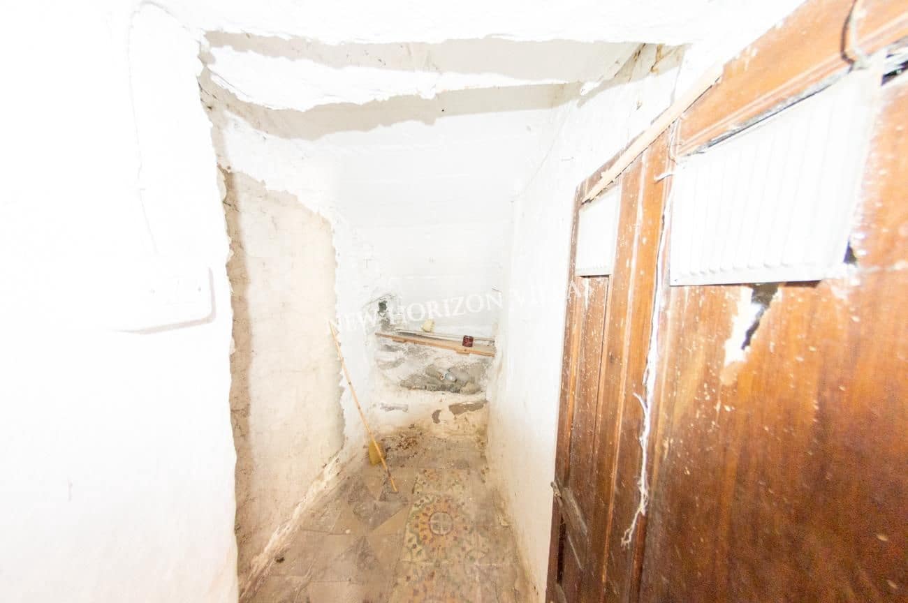 8 bedroom Finca/Country House for sale in Taberno - € 39,995 (Ref: 7524538)