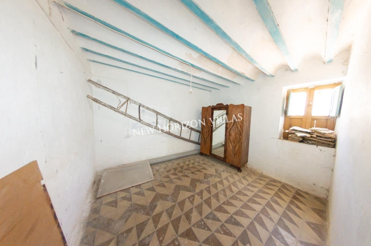 8 bedroom Finca/Country House for sale in Taberno - € 39,995 (Ref: 7524538)