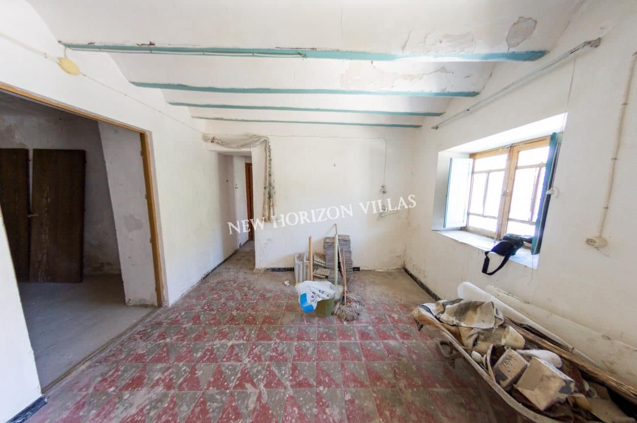 8 bedroom Finca/Country House for sale in Taberno - € 39,995 (Ref: 7524538)