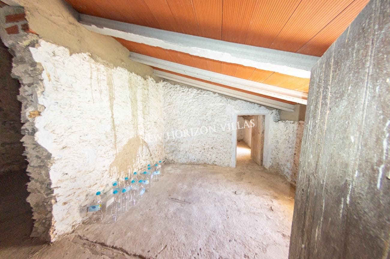 8 bedroom Finca/Country House for sale in Taberno - € 39,995 (Ref: 7524538)