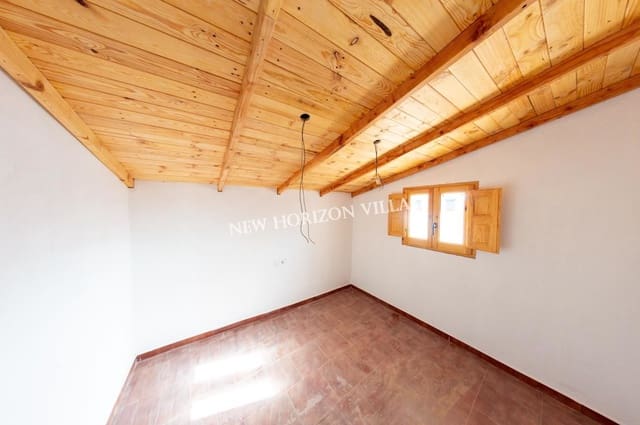 2 soveværelse Villa til leje i Taberno med swimmingpool - € 700 (Ref: 7711358)