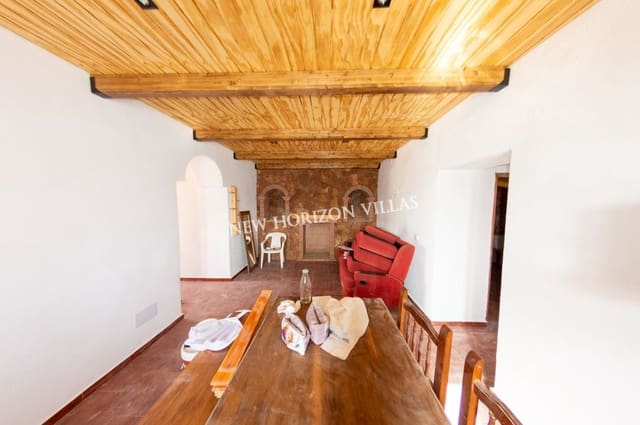 2 soveværelse Villa til leje i Taberno med swimmingpool - € 700 (Ref: 7711358)