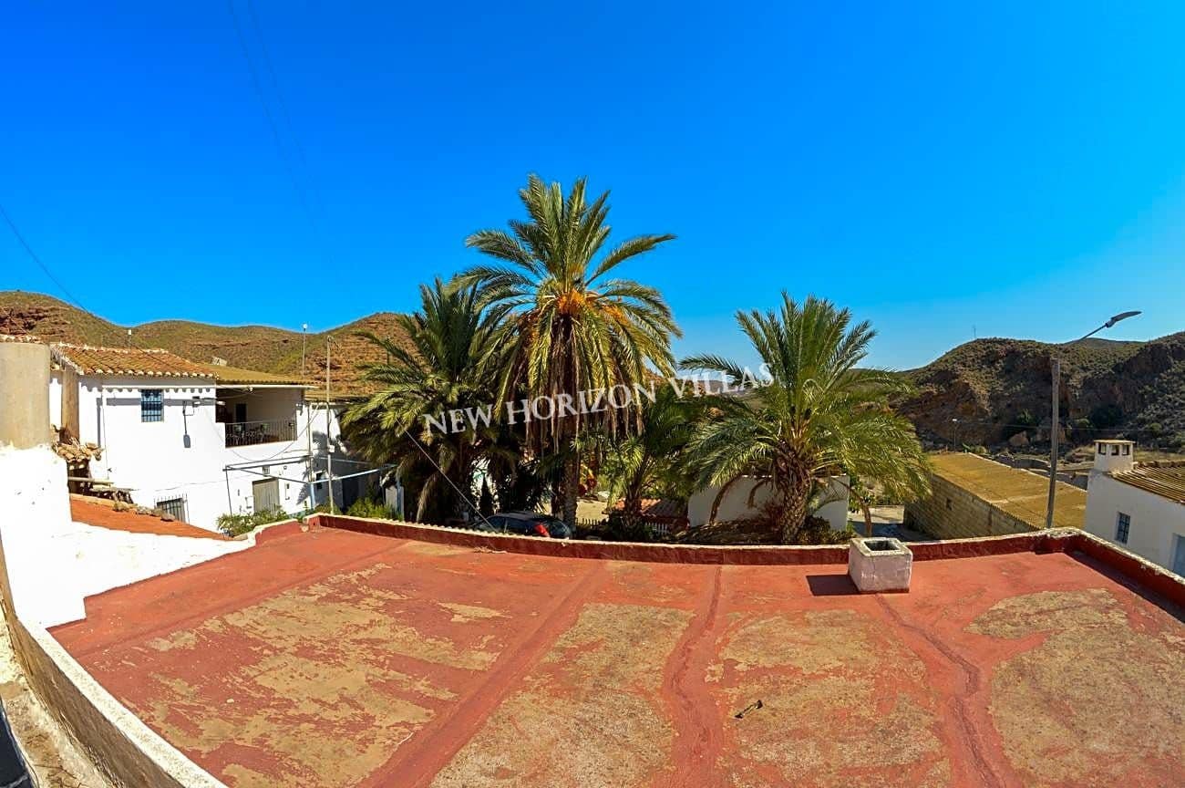 9 soveværelse Villa til salg i Antas - € 140.000 (Ref: 7875014)