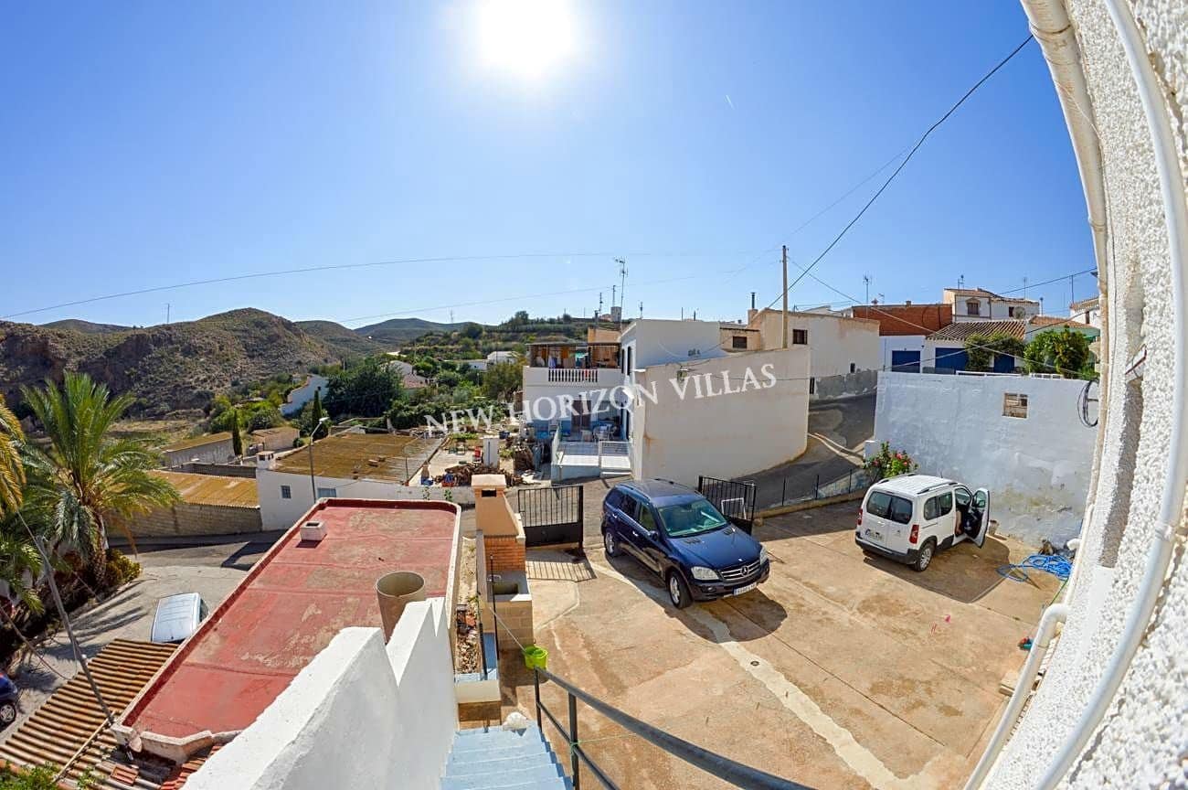 9 soveværelse Villa til salg i Antas - € 140.000 (Ref: 7875014)