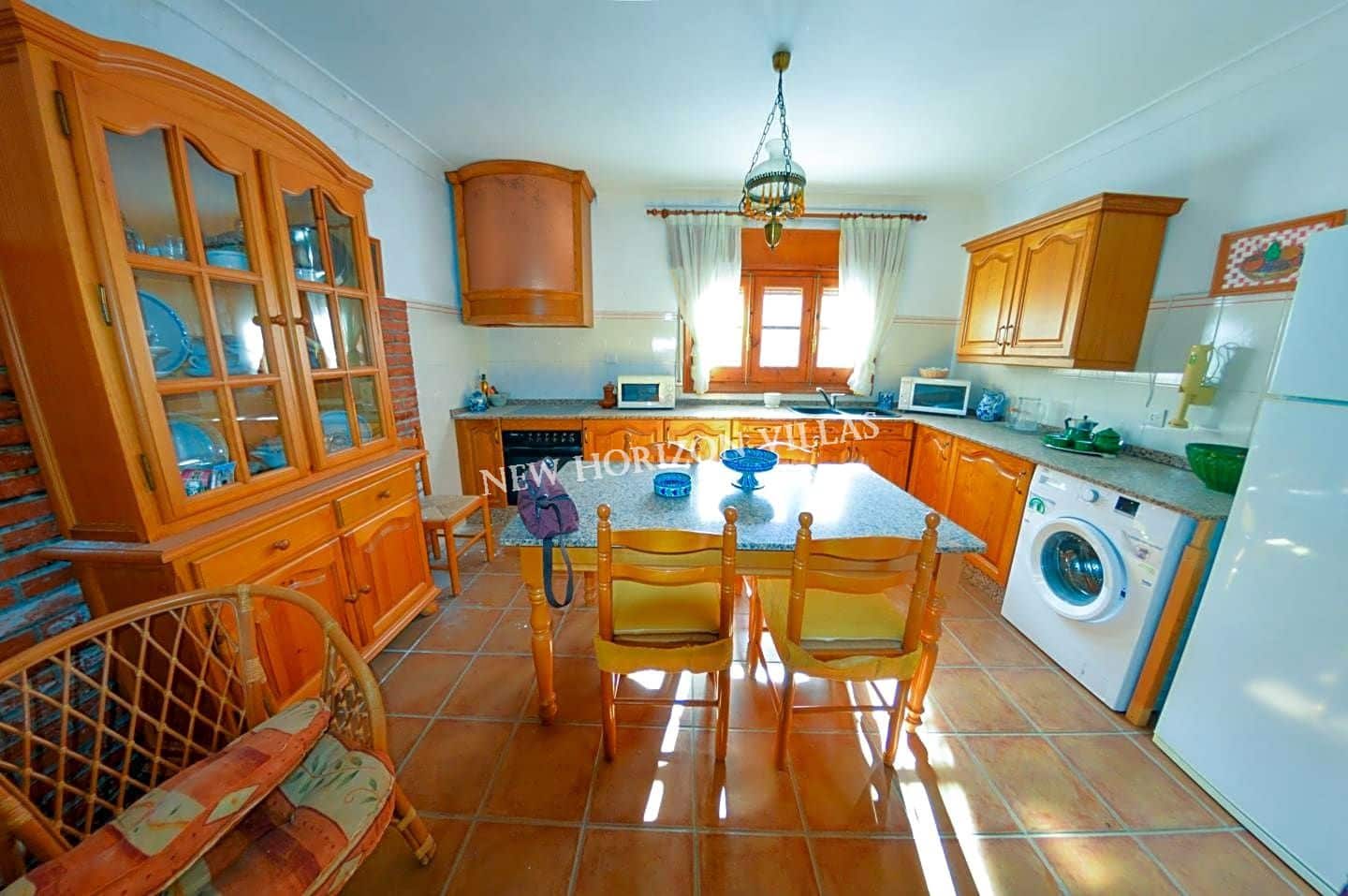 5 soveværelse Villa til salg i Zurgena - € 169.000 (Ref: 7965375)