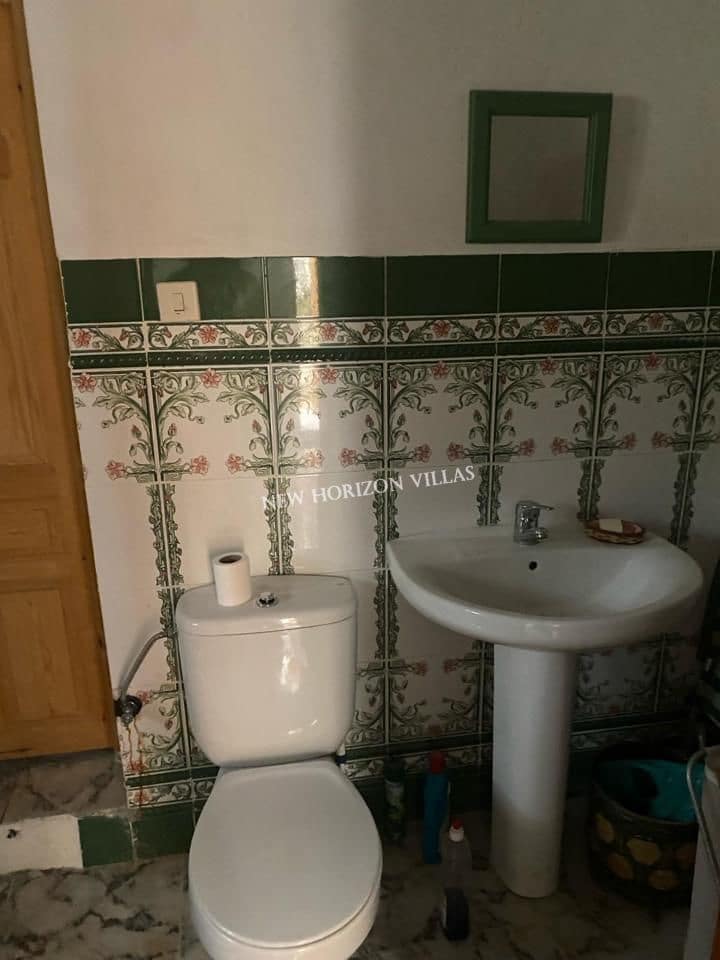 4 slaapkamer Finca/Landhuis te huur in Lubrin - € 500 (Ref: 8184474)