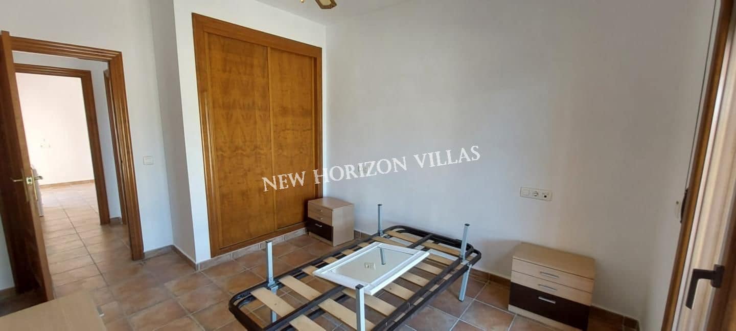 2 sypialnia Willa do wynajęcia w Bedar z basenem - 600 € (Ref: 8263898)