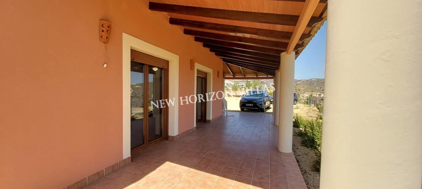 2 sypialnia Willa do wynajęcia w Bedar z basenem - 600 € (Ref: 8263898)