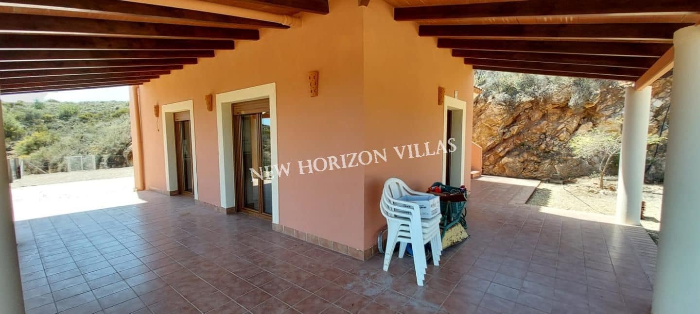 2 sypialnia Willa do wynajęcia w Bedar z basenem - 600 € (Ref: 8263898)