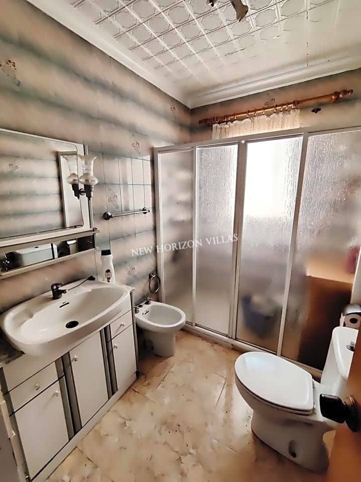 4 soveværelse Villa til salg i Lijar - € 50.000 (Ref: 8311617)