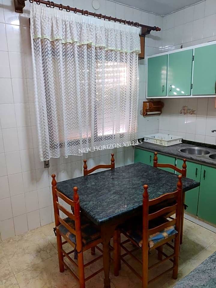 4 soveværelse Villa til salg i Lijar - € 50.000 (Ref: 8311617)