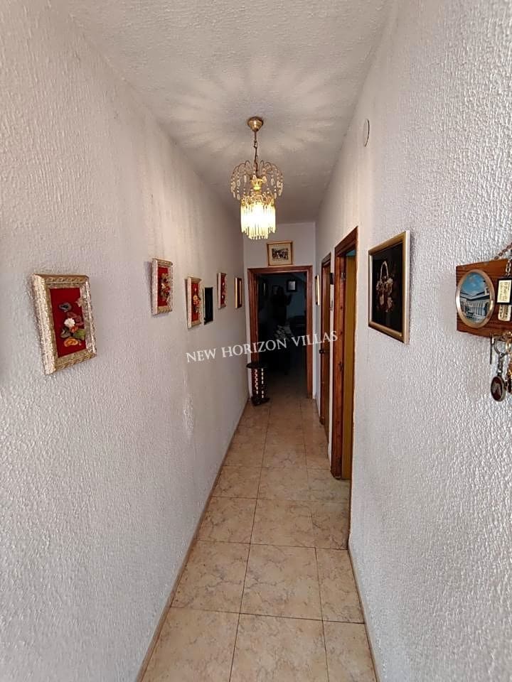 4 soveværelse Villa til salg i Lijar - € 50.000 (Ref: 8311617)