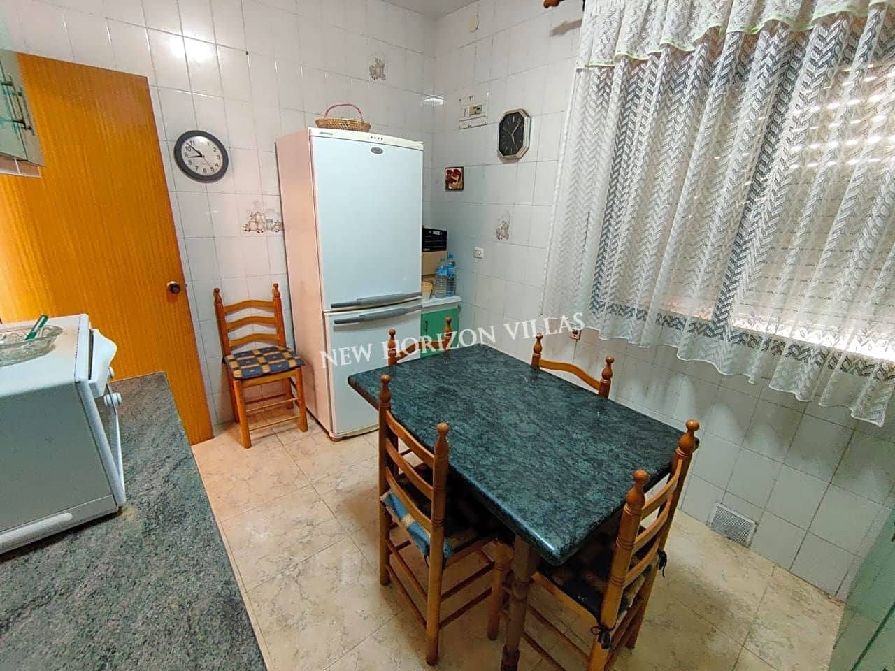 4 soveværelse Villa til salg i Lijar - € 50.000 (Ref: 8311617)