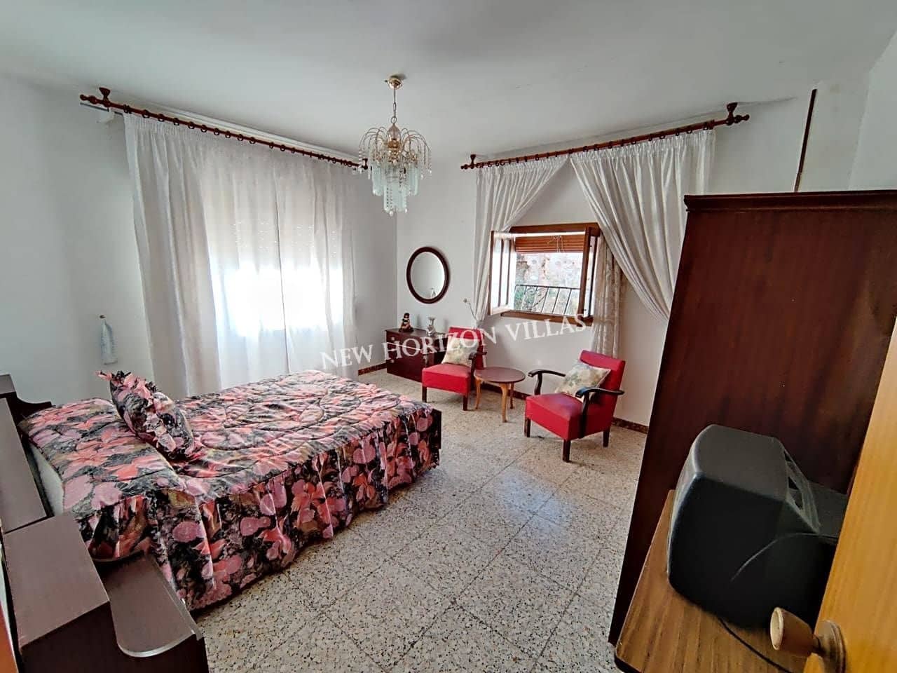 4 soveværelse Villa til salg i Lijar - € 50.000 (Ref: 8311617)