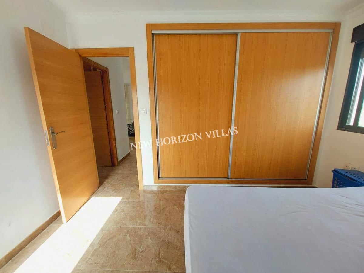 3 makuuhuone Huvila vuokrattavana paikassa Zurgena - 700 € (Ref: 8335386)