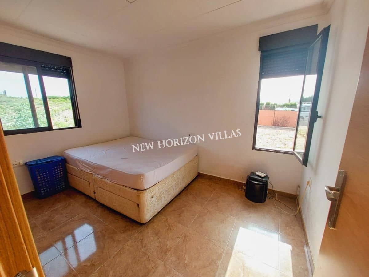 3 makuuhuone Huvila vuokrattavana paikassa Zurgena - 700 € (Ref: 8335386)