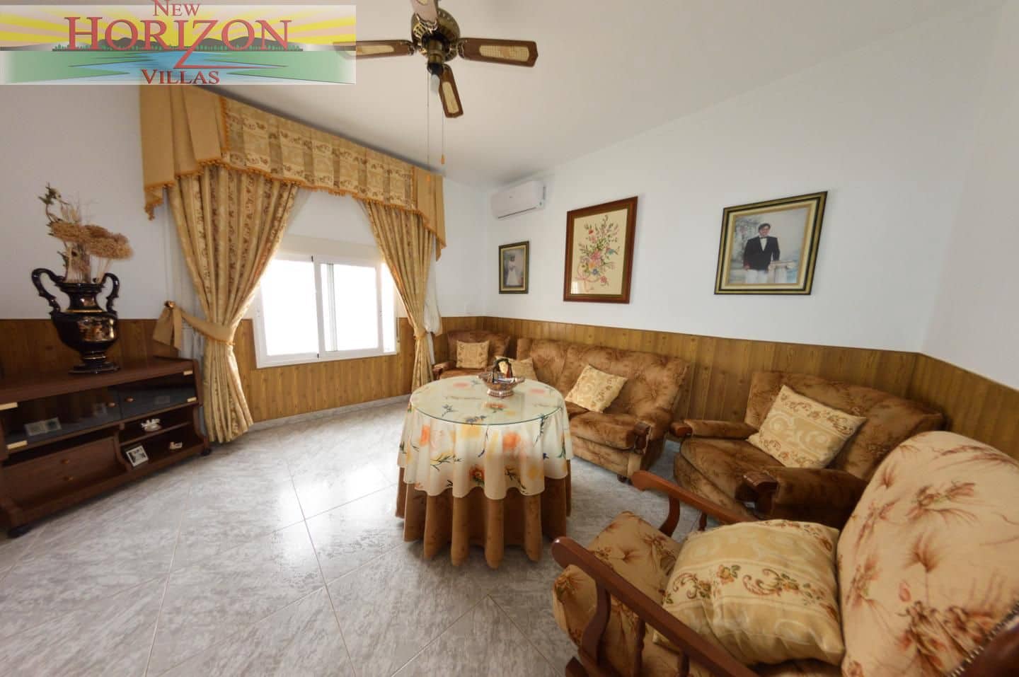 4 bedroom Villa for sale in La Alfoquia - € 155,000 (Ref: 8506751)