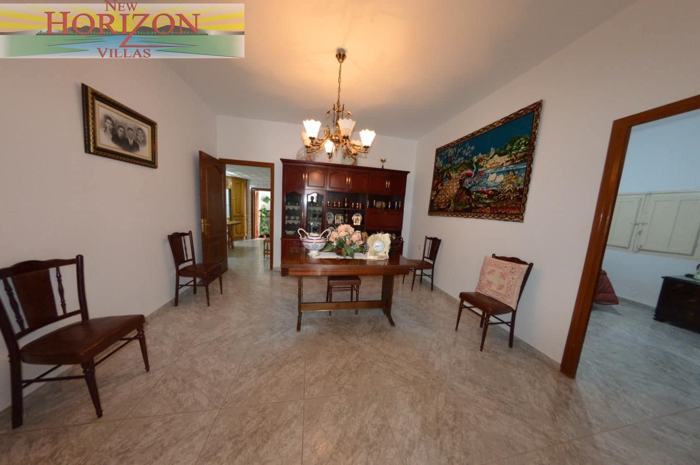 4 bedroom Villa for sale in La Alfoquia - € 155,000 (Ref: 8506751)