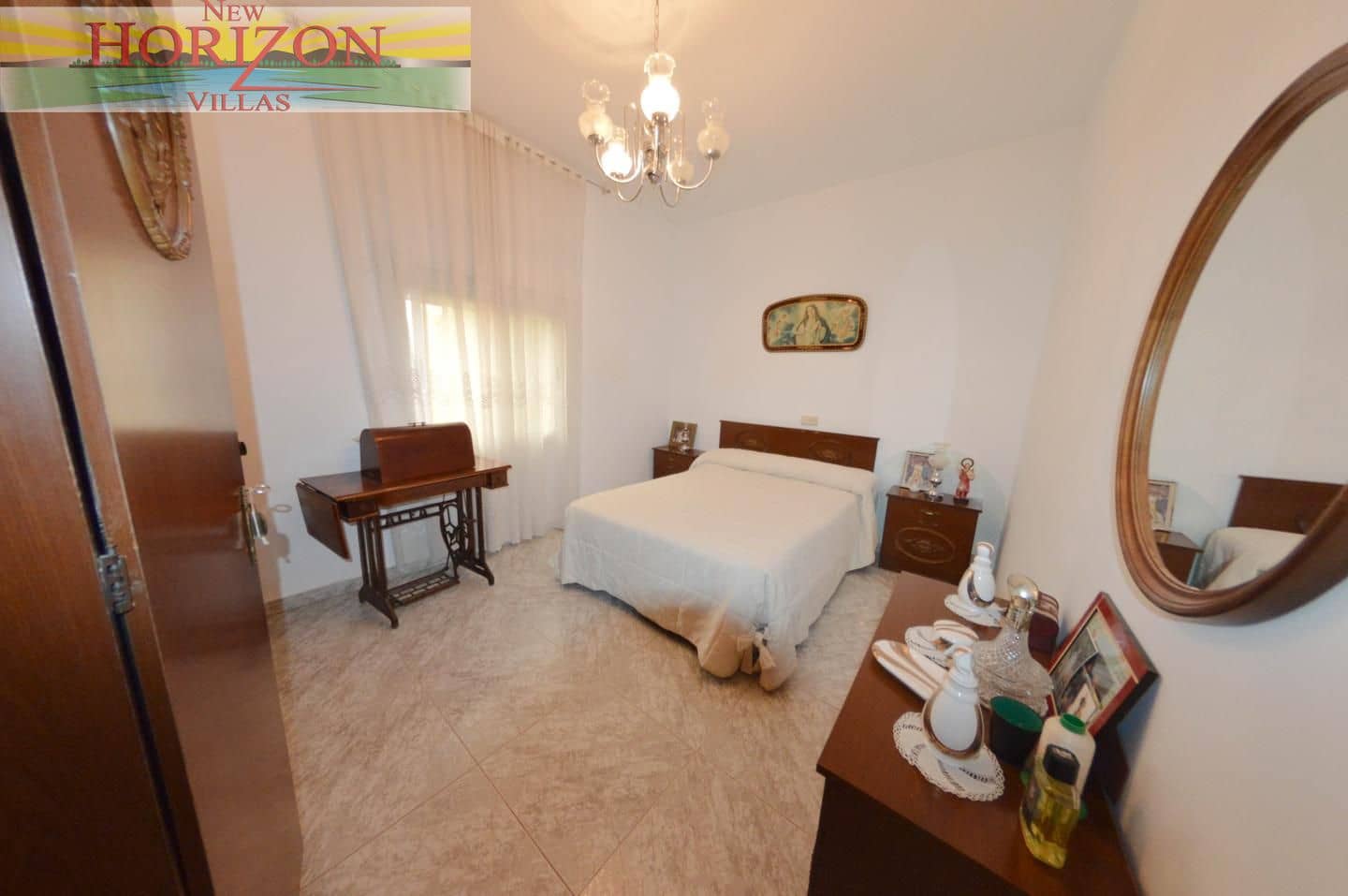 4 bedroom Villa for sale in La Alfoquia - € 155,000 (Ref: 8506751)