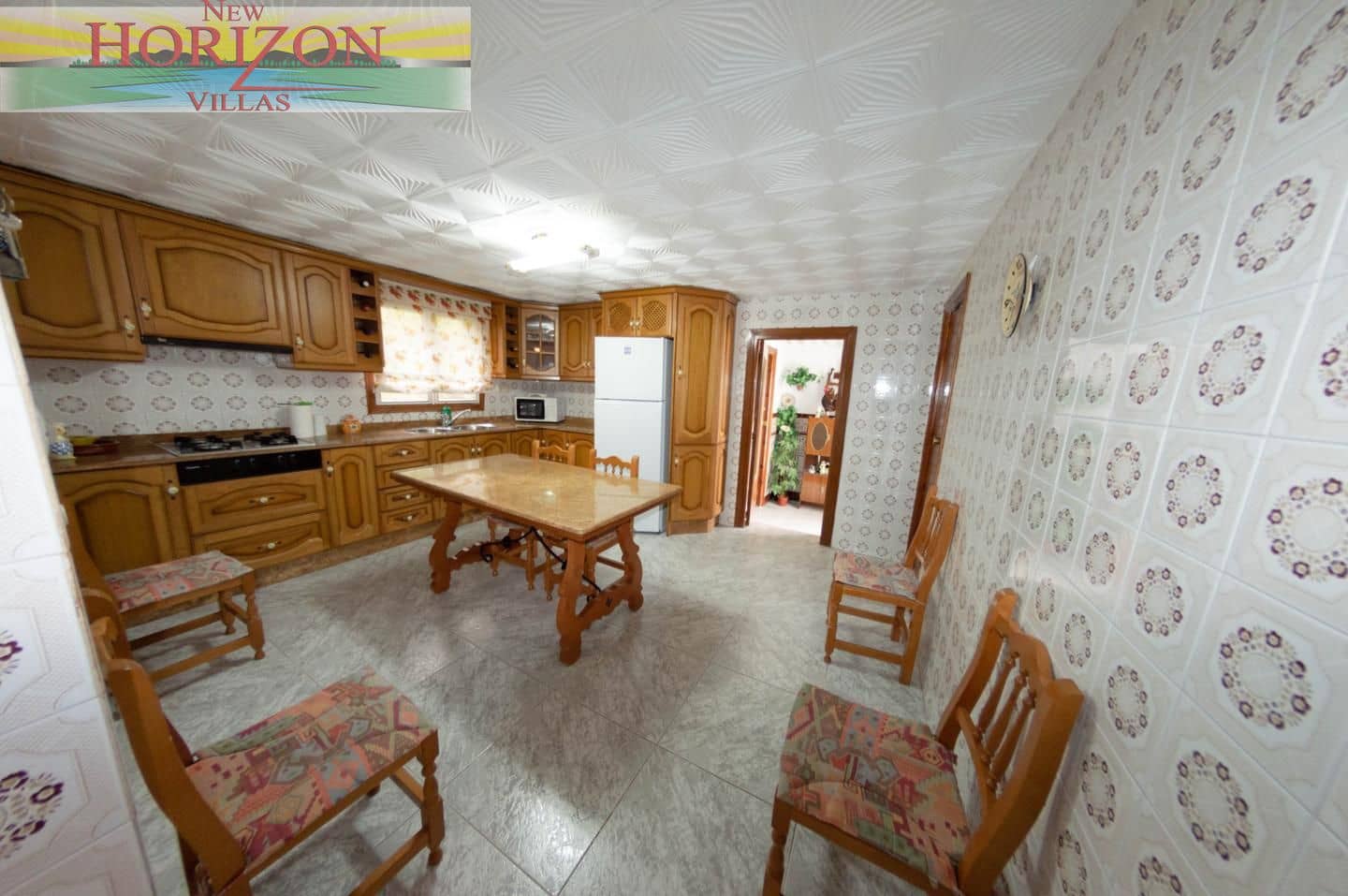 4 bedroom Villa for sale in La Alfoquia - € 155,000 (Ref: 8506751)