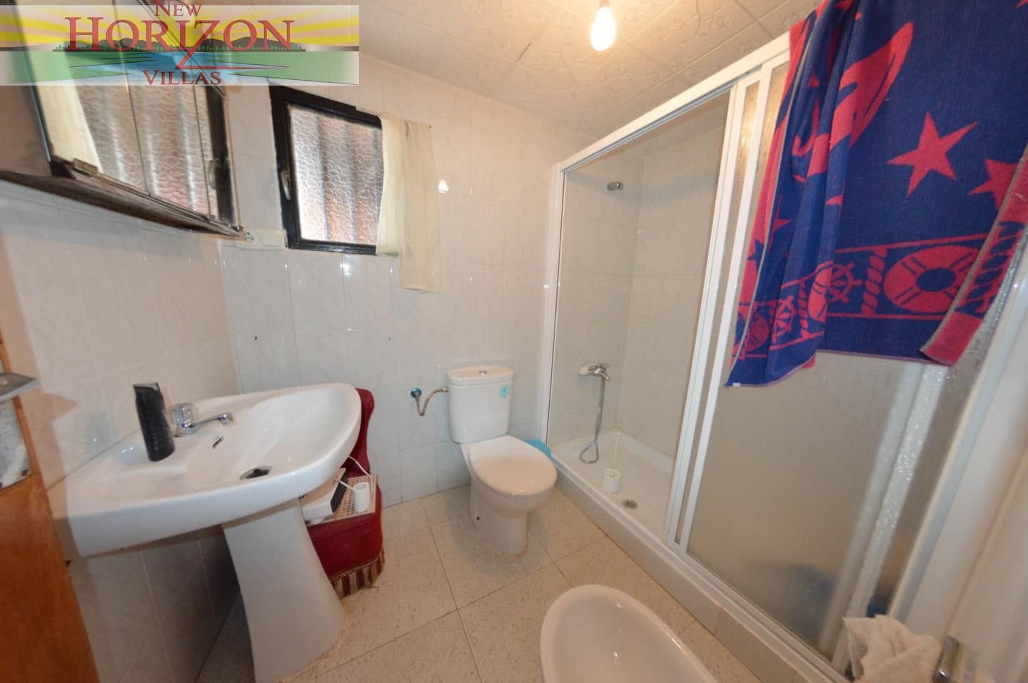 4 bedroom Villa for sale in La Alfoquia - € 155,000 (Ref: 8506751)