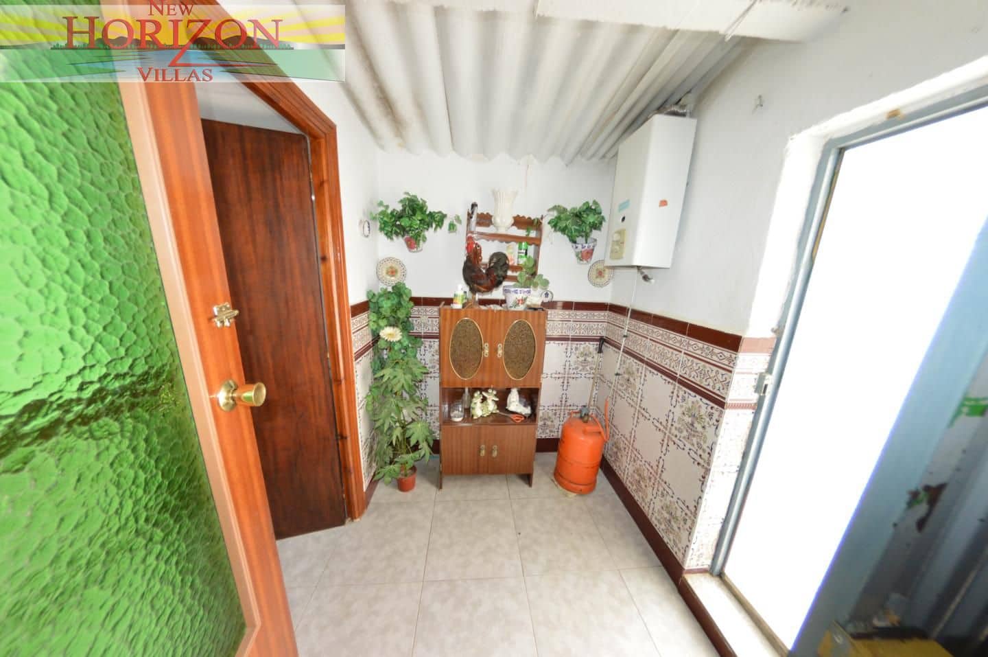 4 bedroom Villa for sale in La Alfoquia - € 155,000 (Ref: 8506751)