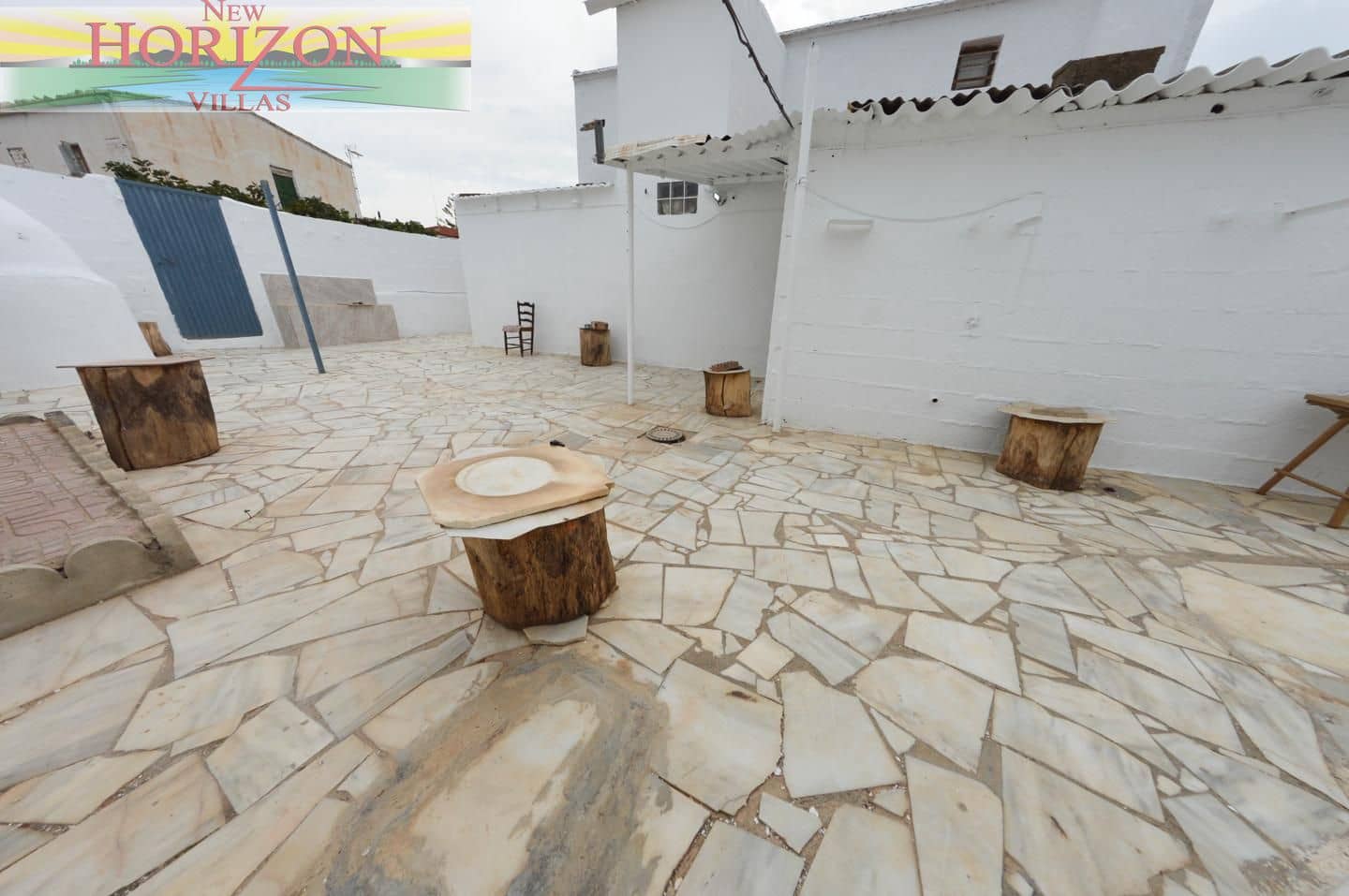4 bedroom Villa for sale in La Alfoquia - € 155,000 (Ref: 8506751)