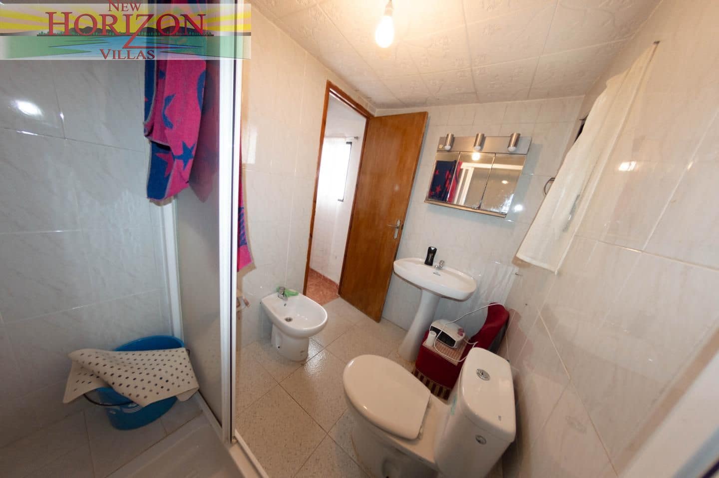 4 bedroom Villa for sale in La Alfoquia - € 155,000 (Ref: 8506751)