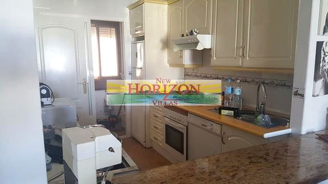 3 bedroom Flat for rent in Mojácar with pool - € 700 (Ref: 8526134)