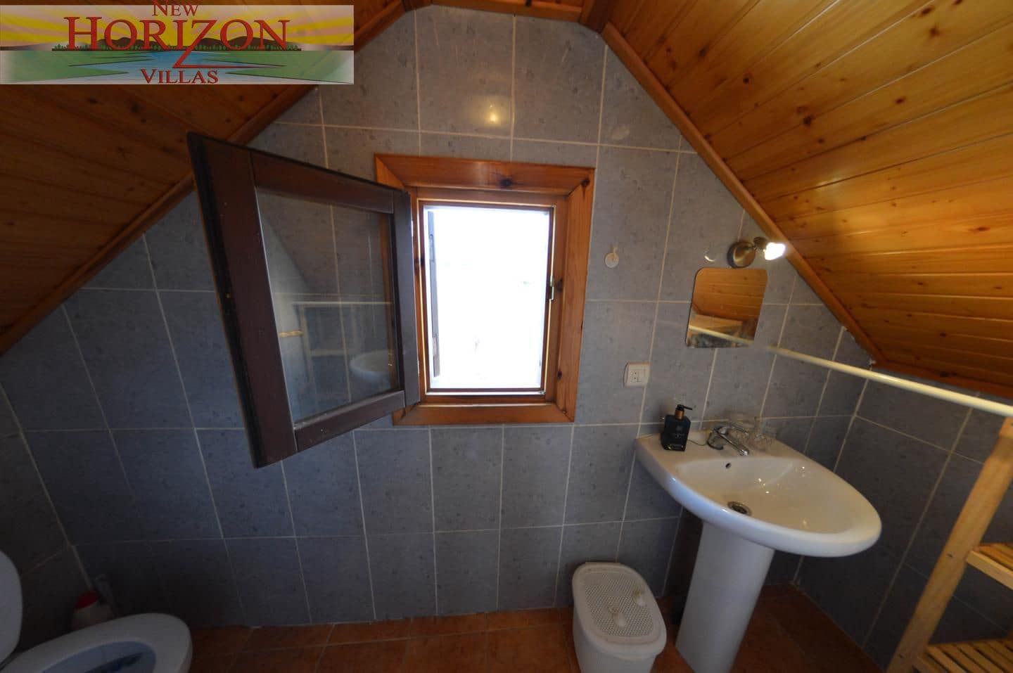 2 soveværelse Villa til leje i Los Carasoles med swimmingpool garage - € 700 (Ref: 8581039)