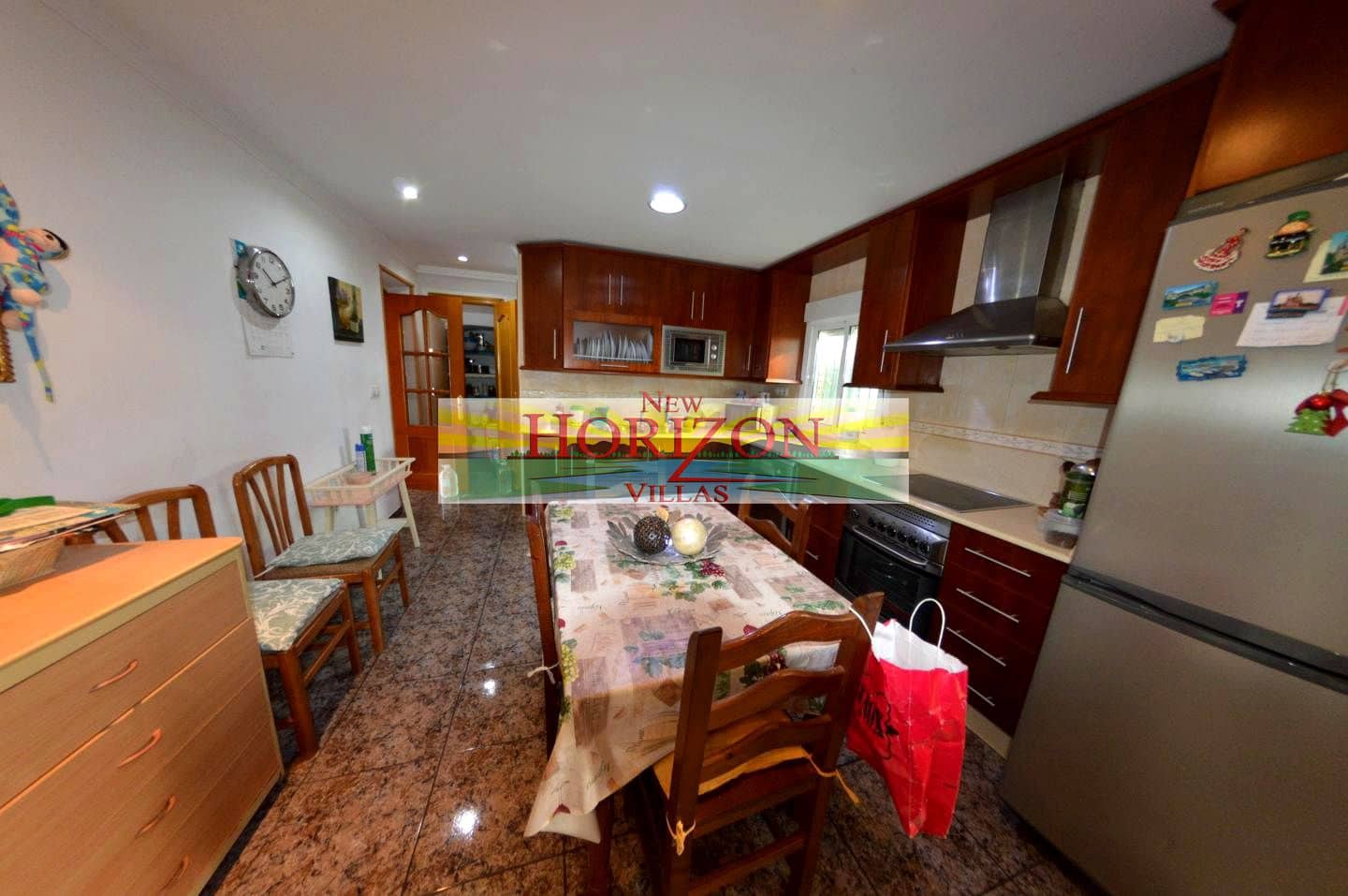 5 soveværelse Lejlighed til salg i La Alfoquia - € 119.950 (Ref: 8607048)