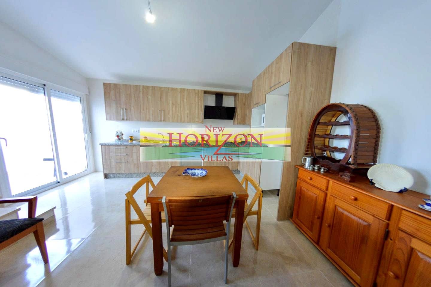 Villa/Maison de 8 chambres à louer à La Alfoquia - 1 200 € (Ref: 8712936)