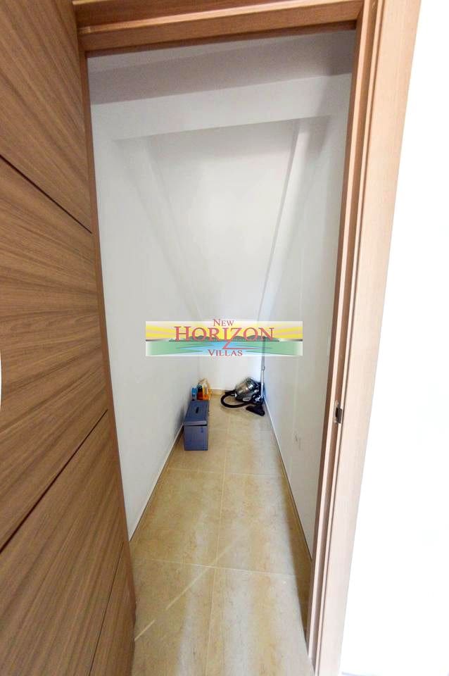 Villa/Maison de 8 chambres à louer à La Alfoquia - 1 200 € (Ref: 8712936)