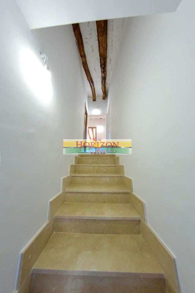 Villa/Maison de 8 chambres à louer à La Alfoquia - 1 200 € (Ref: 8712936)