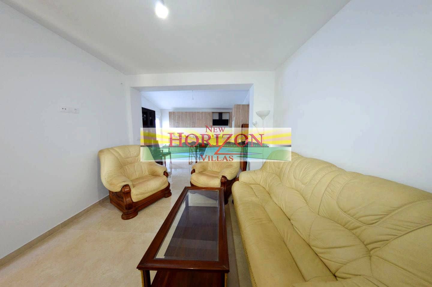 Villa/Maison de 8 chambres à louer à La Alfoquia - 1 200 € (Ref: 8712936)
