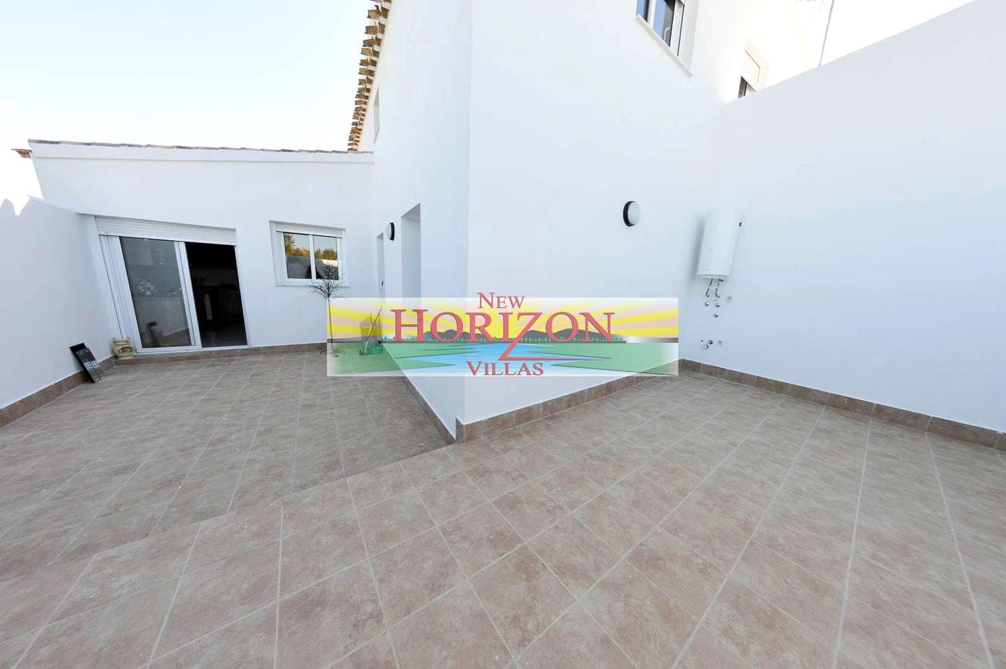Villa/Maison de 8 chambres à louer à La Alfoquia - 1 200 € (Ref: 8712936)
