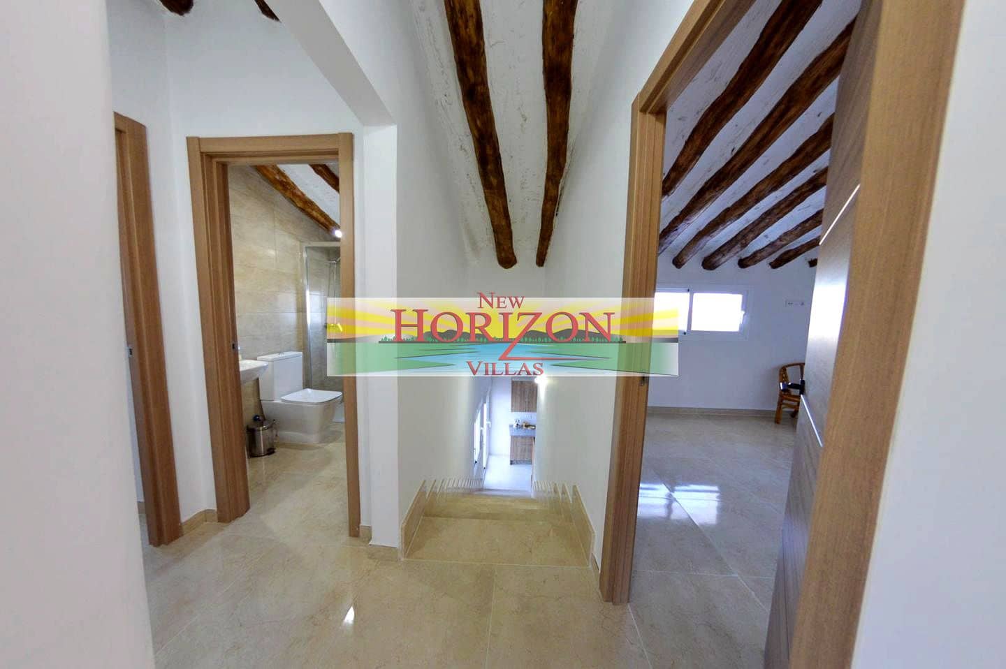 Villa/Maison de 8 chambres à louer à La Alfoquia - 1 200 € (Ref: 8712936)