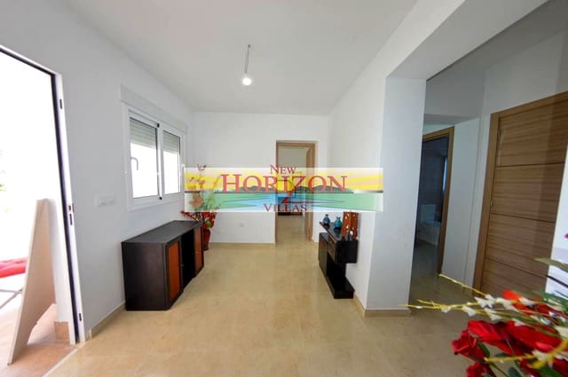 Villa/Maison de 8 chambres à louer à La Alfoquia, Zurgena - 1 200 € (Ref: 8712936)