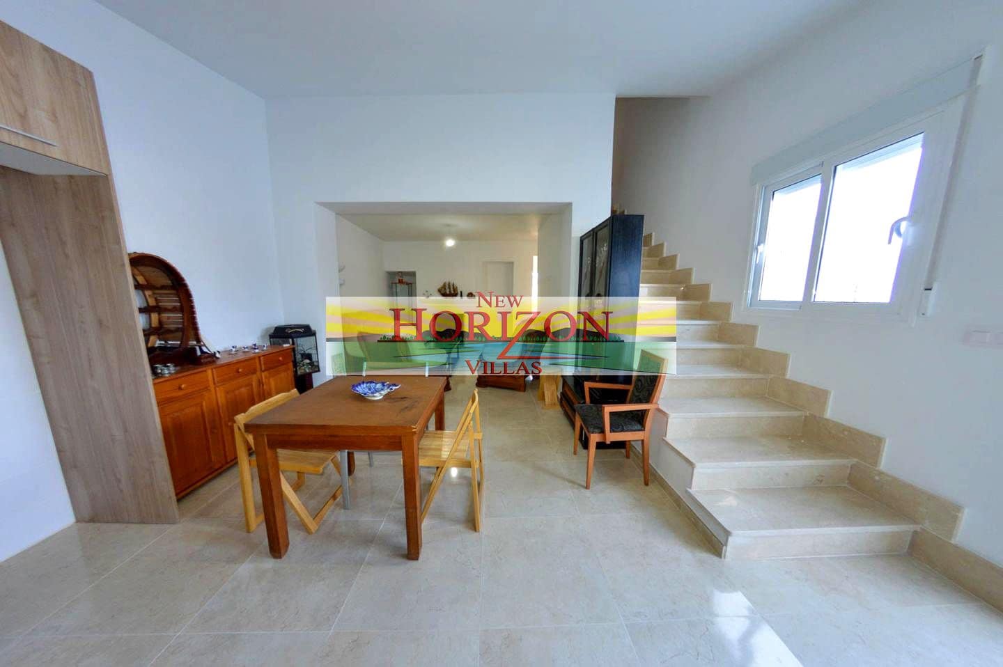 Villa/Maison de 8 chambres à louer à La Alfoquia - 1 200 € (Ref: 8712936)