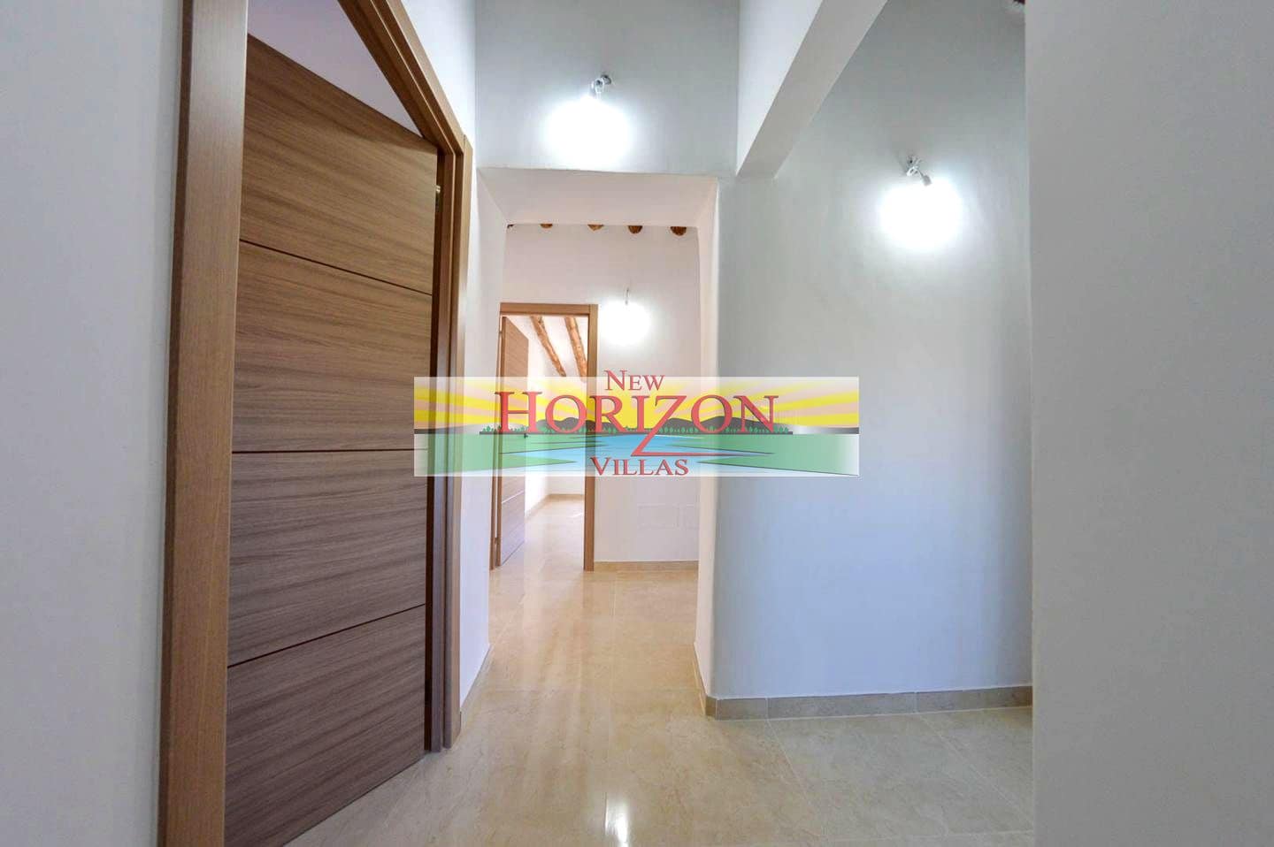 Villa/Maison de 8 chambres à louer à La Alfoquia - 1 200 € (Ref: 8712936)