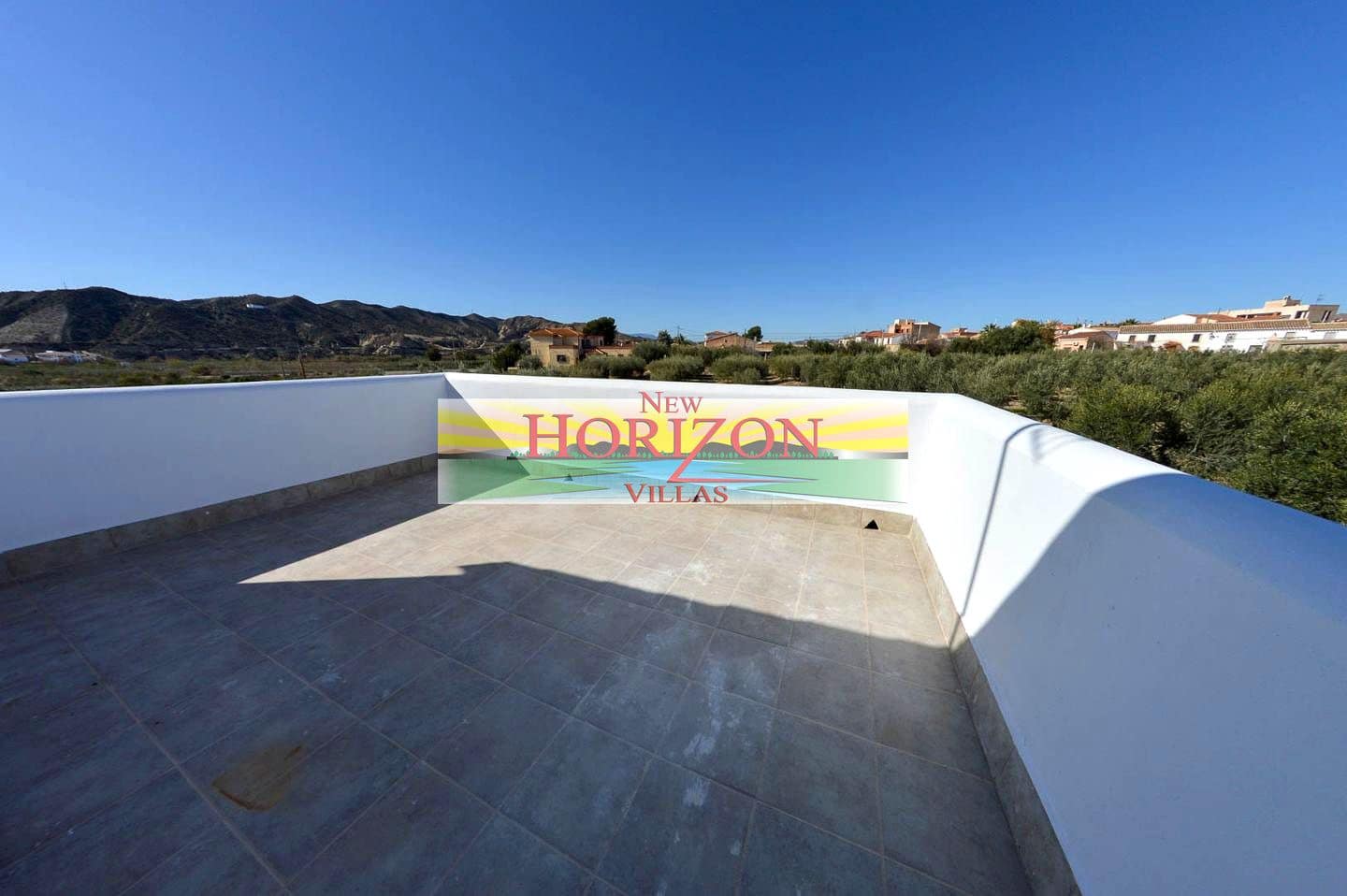 Villa/Maison de 8 chambres à louer à La Alfoquia - 1 200 € (Ref: 8712936)