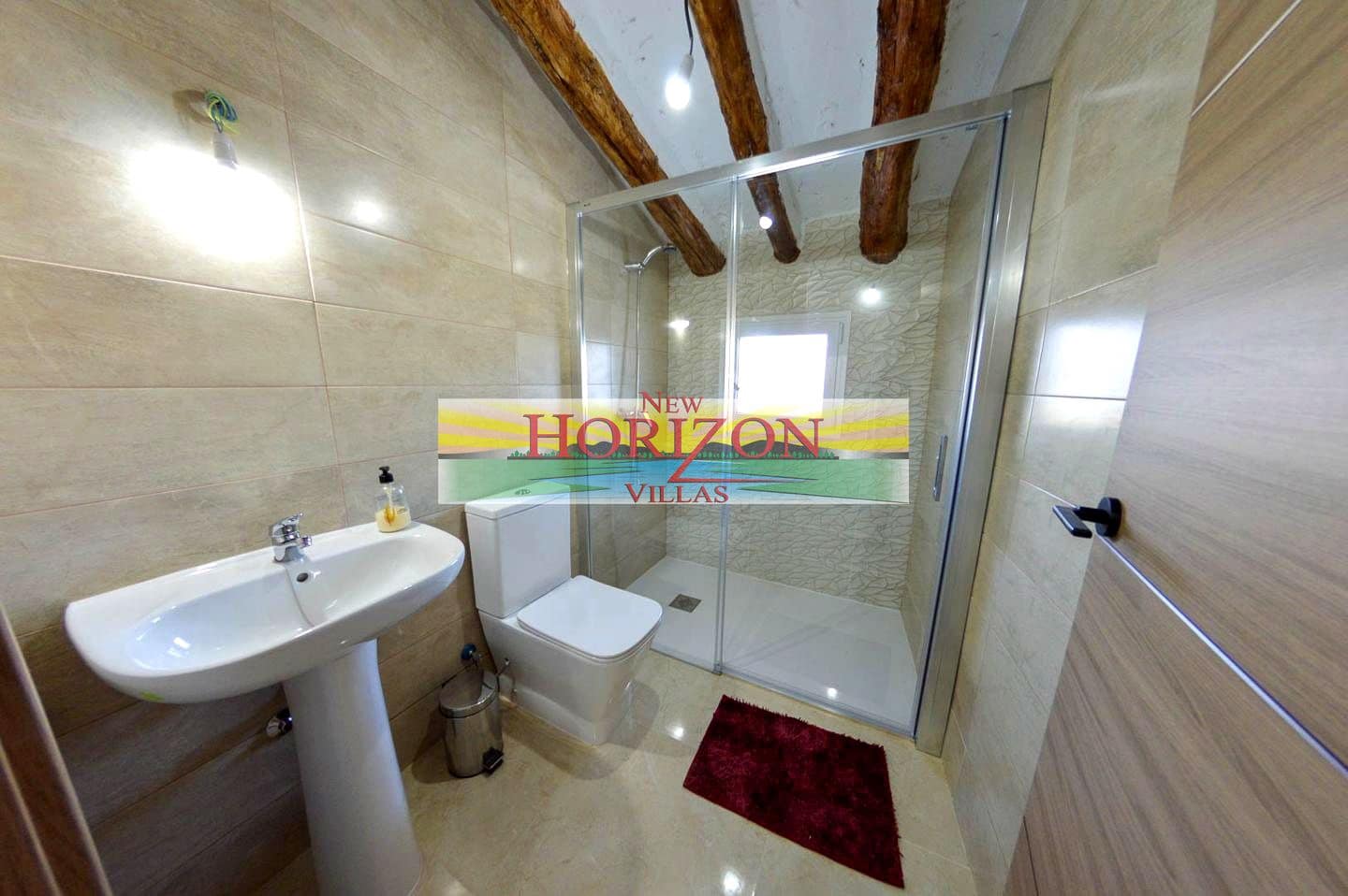 Villa/Maison de 8 chambres à louer à La Alfoquia - 1 200 € (Ref: 8712936)