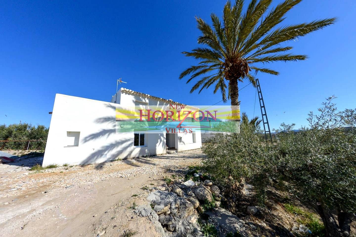 Villa/Maison de 8 chambres à louer à La Alfoquia - 1 200 € (Ref: 8712936)