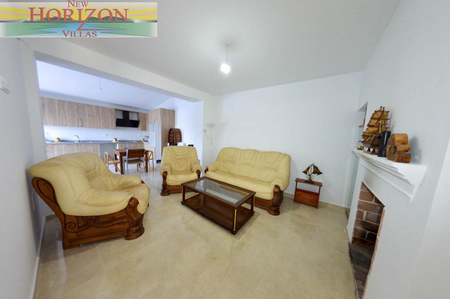 8 bedroom Villa for rent in La Alfoquia - € 1,200 (Ref: 8712936)