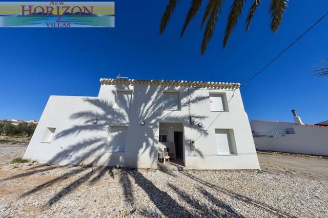 8 quarto Moradia para arrendar em La Alfoquia, Zurgena - 1 200 € (Ref: 8712936)